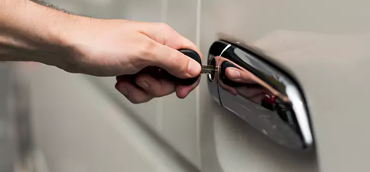 Why Choose Our Auto Locksmith Team in Buenaventura Lakes, FL?